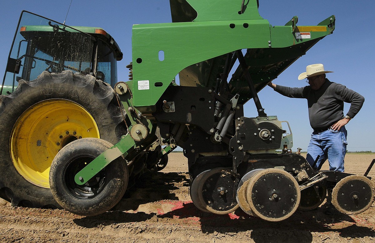 Arkansas farm advocates visit Washington to call for financial aid